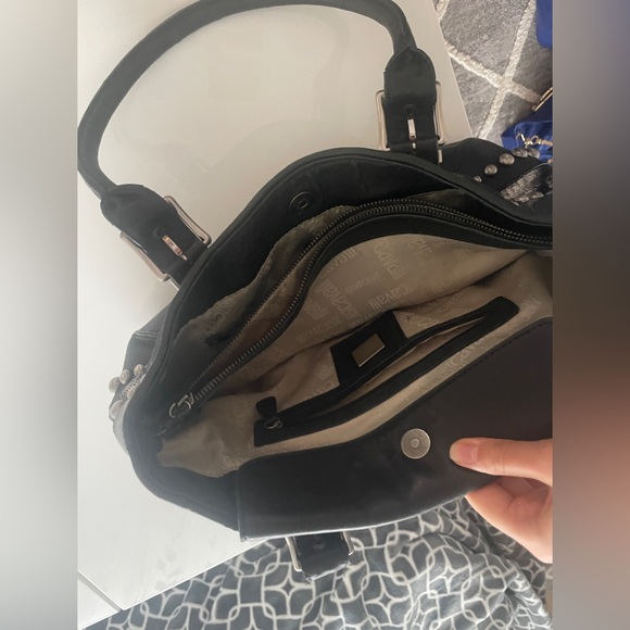 Just Cavalli
Leather handbag
good condition
Black, Leather - Picture 3 of 5